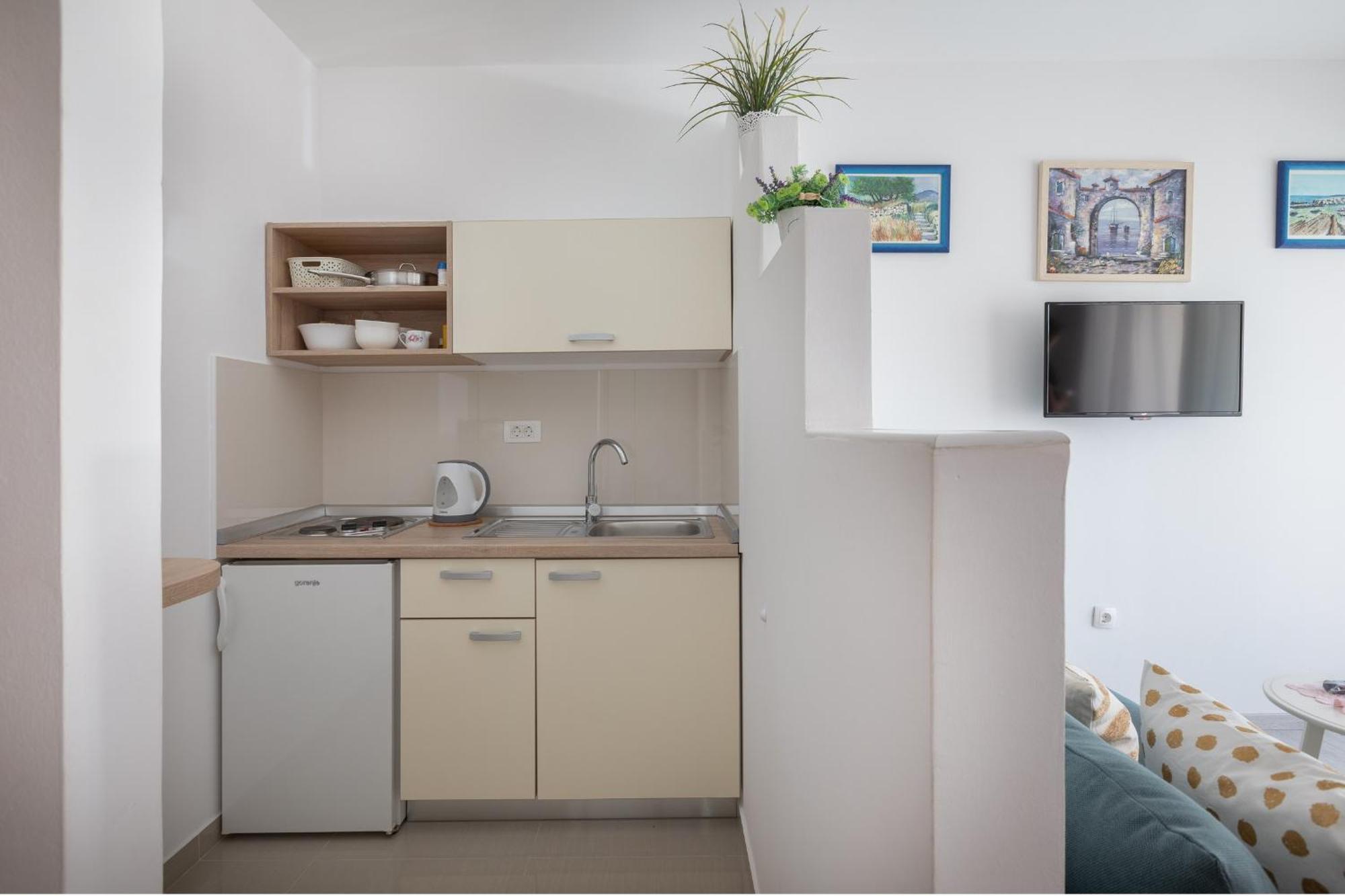 Miandmi Apartments Makarska Ngoại thất bức ảnh