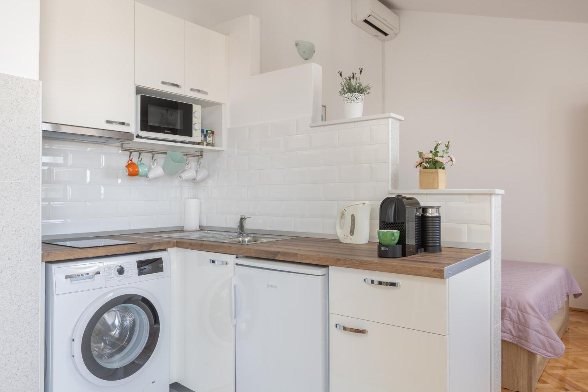 Miandmi Apartments Makarska Ngoại thất bức ảnh