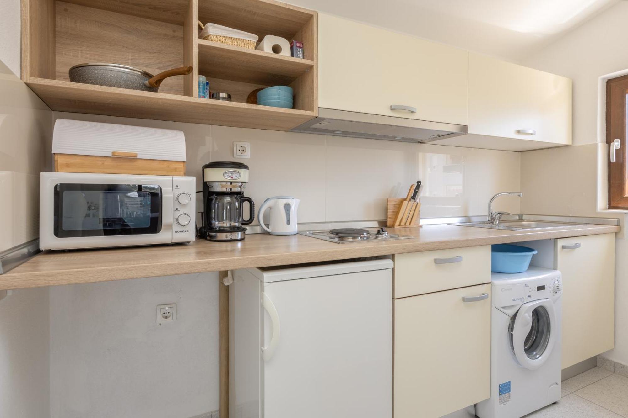 Miandmi Apartments Makarska Ngoại thất bức ảnh